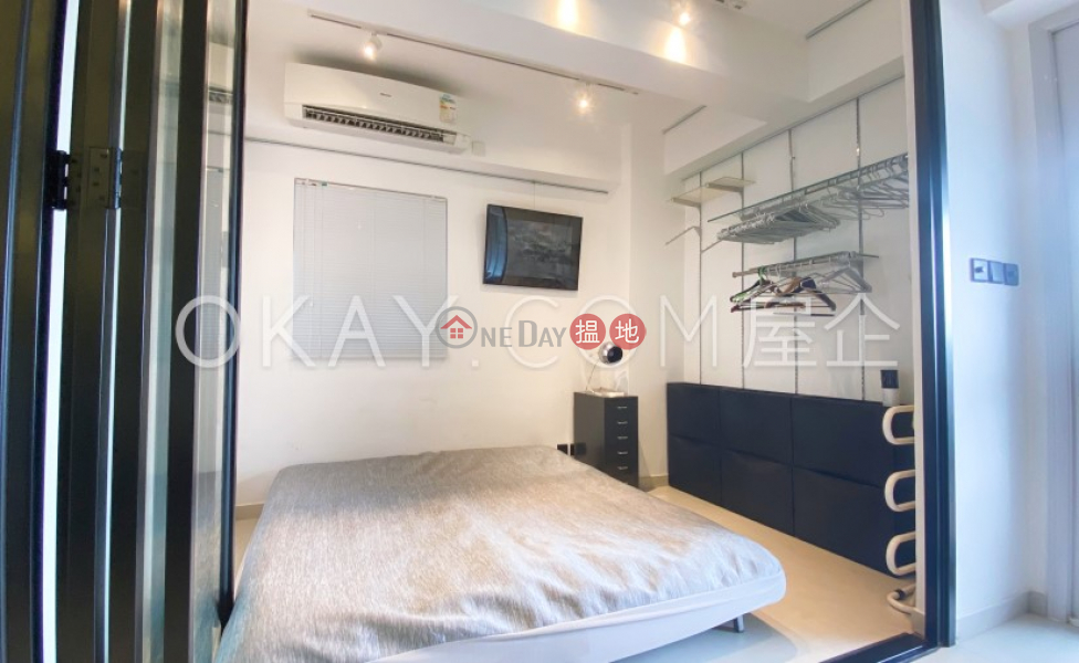 Charming 1 bedroom with terrace | For Sale | Bic Wah Court 碧華閣 Sales Listings