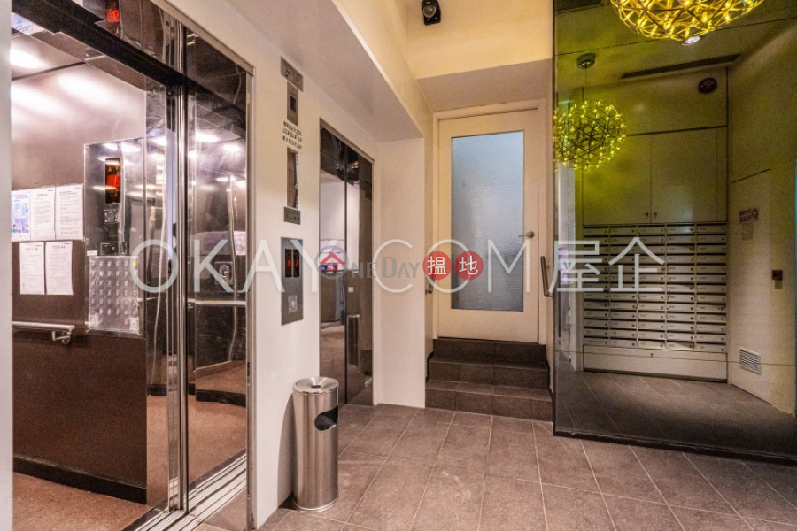 Popular 3 bedroom with balcony | Rental, Cherry Crest 翠麗軒 Rental Listings | Central District (OKAY-R45770)