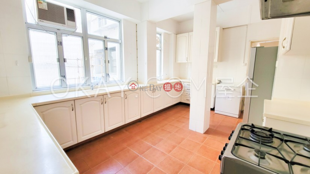 HK$ 84,000/ month Palm Court, Western District, Rare 4 bedroom on high floor with balcony & parking | Rental
