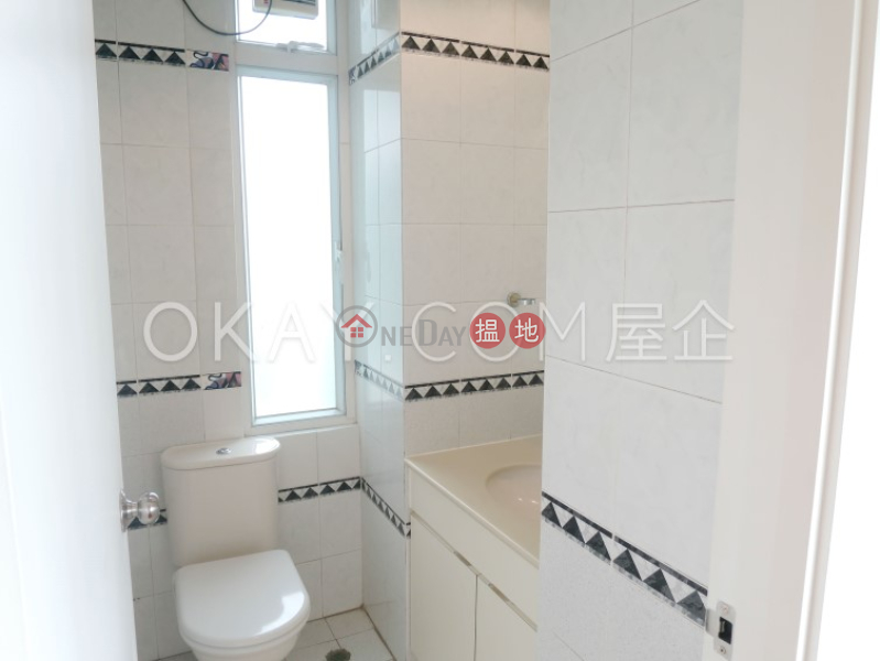 Unique 2 bedroom with parking | Rental 37 Repulse Bay Road | Southern District, Hong Kong | Rental | HK$ 45,000/ month