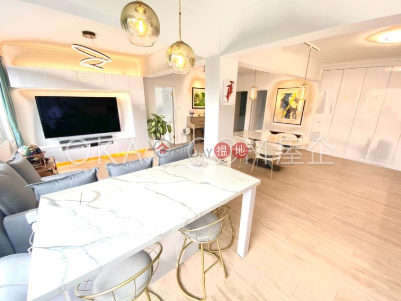 Stylish 3 bedroom in Causeway Bay | Rental | Bay View Mansion 灣景樓 Rental Listings