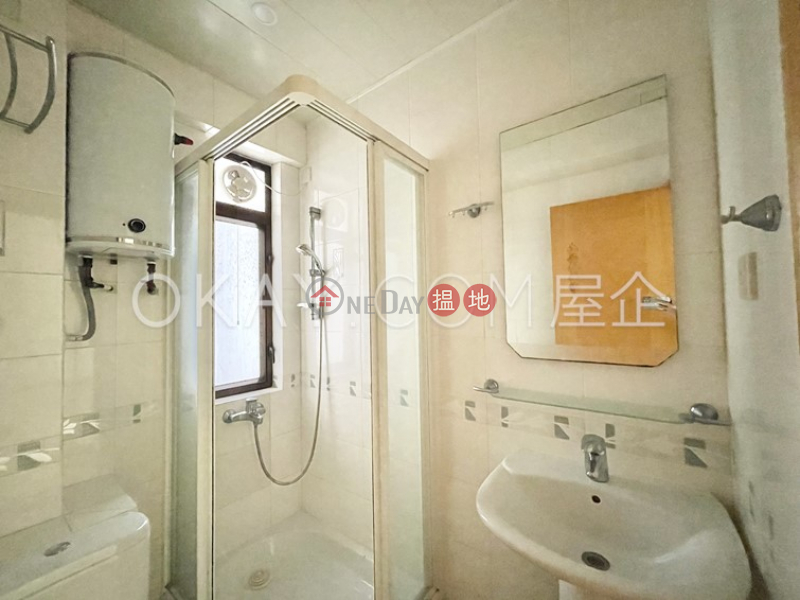 HK$ 45,000/ month Green Valley Mansion | Wan Chai District Elegant 3 bedroom in Happy Valley | Rental