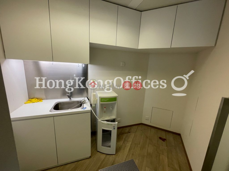 Property Search Hong Kong | OneDay | Office / Commercial Property, Rental Listings | Office Unit for Rent at The Center