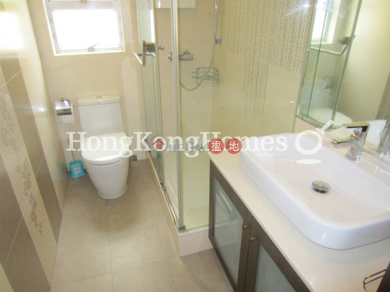 HK$ 35M | Block 19-24 Baguio Villa | Western District | 3 Bedroom Family Unit at Block 19-24 Baguio Villa | For Sale