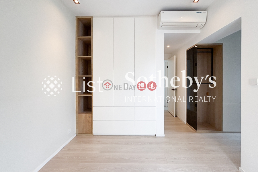 HK$ 25M The Oakhill Wan Chai District Property for Sale at The Oakhill with 2 Bedrooms