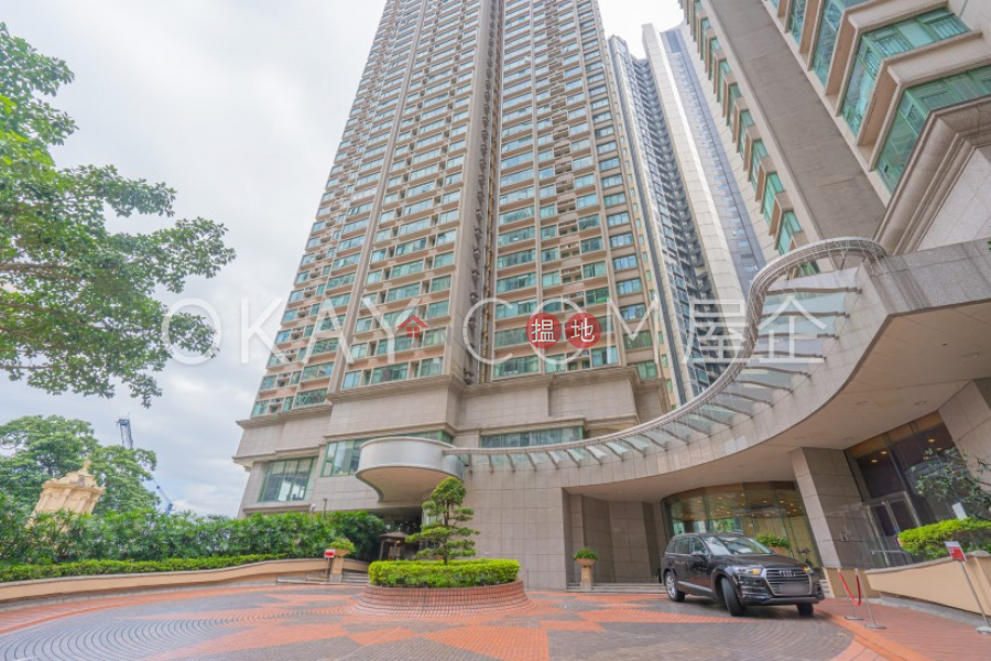 Lovely 3 bedroom in Mid-levels West | Rental | Robinson Place 雍景臺 Rental Listings