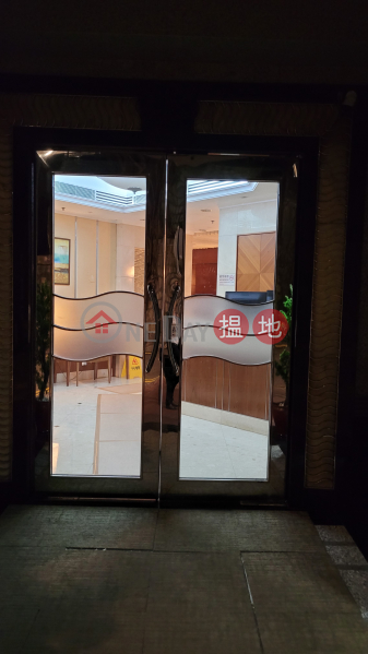Cathay Lodge (國泰新宇),Wan Chai | ()(1)