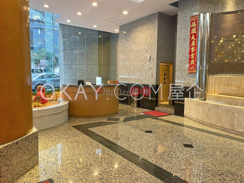 Tasteful 3 bedroom in Mid-levels West | Rental | Goldwin Heights 高雲臺 Rental Listings