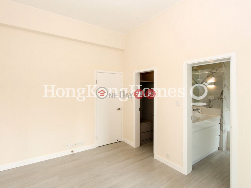Property Search Hong Kong | OneDay | Residential Rental Listings | 3 Bedroom Family Unit for Rent at 88A-88B Pok Fu Lam Road