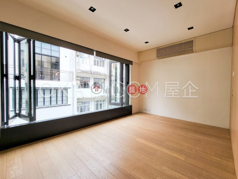 Efficient 1 bedroom on high floor with rooftop | Rental | 24 Upper Station Street 差館上街24號 Rental Listings