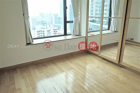 Elegant 2 bedroom in Mid-levels Central | Rental | Fairlane Tower 寶雲山莊 _0