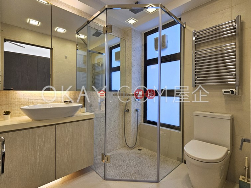 HK$ 6.1M 7-9 Shin Hing Street, Central District | Tasteful studio with rooftop | For Sale