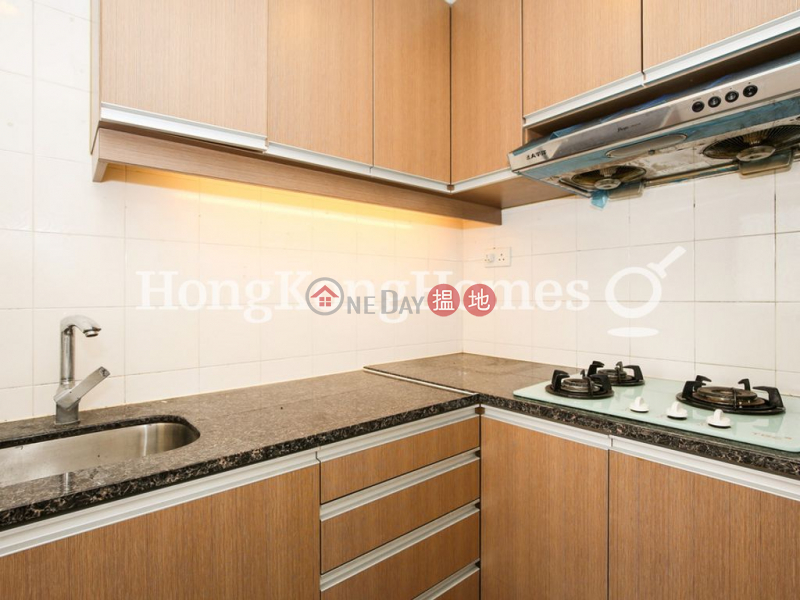 3 Bedroom Family Unit for Rent at Vantage Park, 22 Conduit Road | Western District, Hong Kong Rental HK$ 40,000/ month