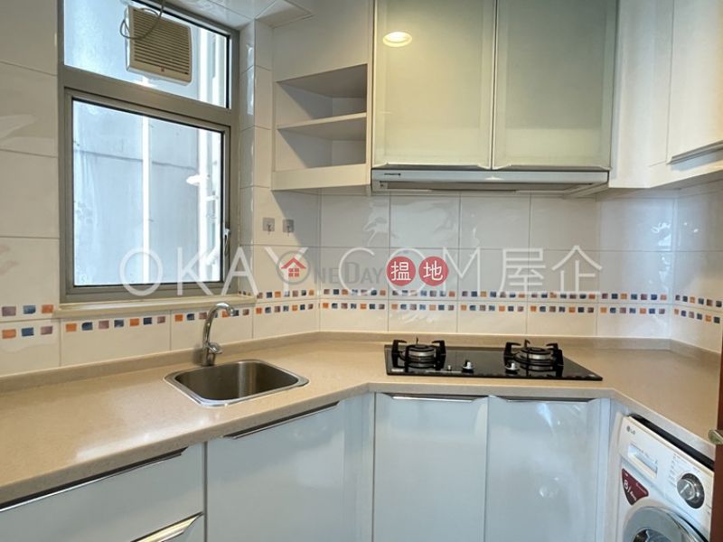 HK$ 25,000/ month The Merton Western District | Charming 2 bedroom on high floor with balcony | Rental