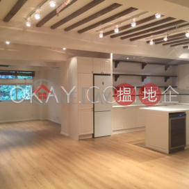 Beautiful 3 bedroom in Central | Rental, GLENEALY TOWER 華昌大廈 | Central District (OKAY-R75305)_0