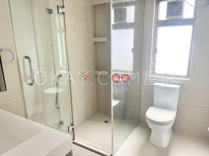 HK$ 8.28M | 91 Ha Yeung Village Sai Kung | Rare house with rooftop & balcony | For Sale