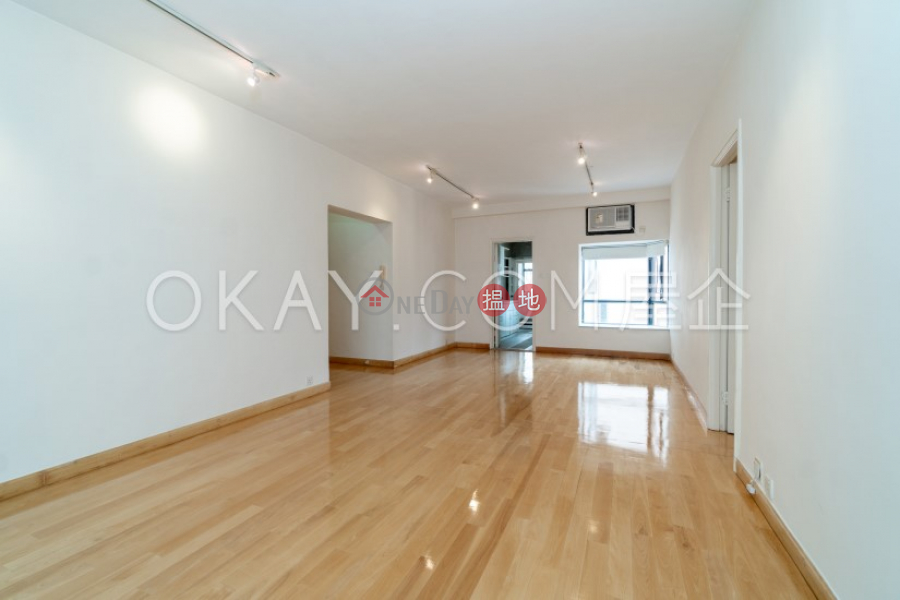 Property Search Hong Kong | OneDay | Residential Rental Listings | Elegant 3 bedroom on high floor with balcony & parking | Rental
