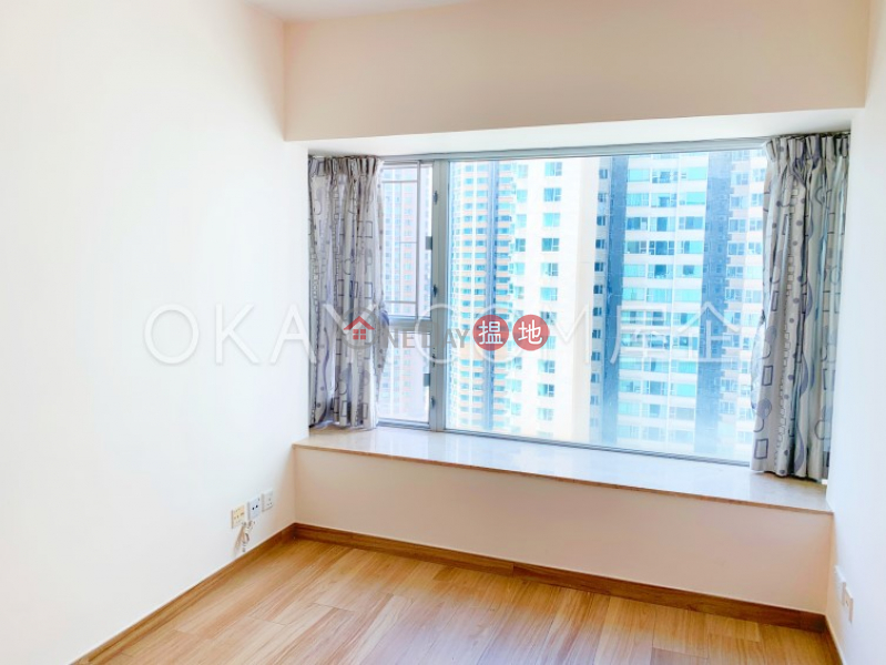 HK$ 35,000/ month | The Waterfront Phase 1 Tower 1 | Yau Tsim Mong | Charming 2 bedroom in Kowloon Station | Rental