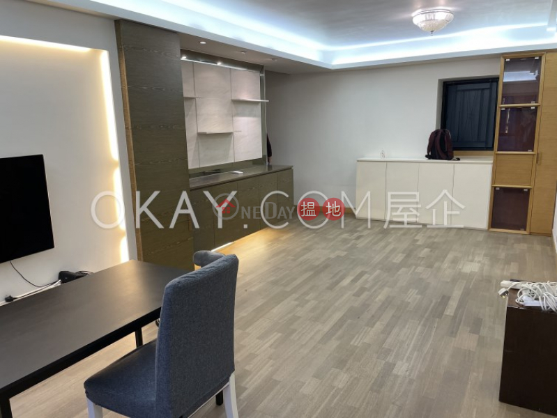 Property Search Hong Kong | OneDay | Residential Sales Listings Elegant 3 bedroom in Mid-levels West | For Sale