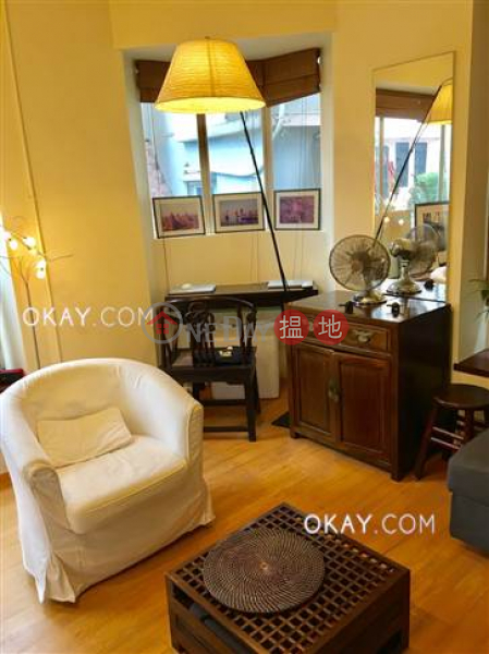 HK$ 38,600/ month Shek O Village | Southern District | Lovely house with rooftop & terrace | Rental