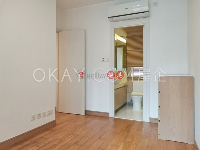 HK$ 39,000/ month Centrestage | Central District | Elegant 3 bedroom with balcony | Rental