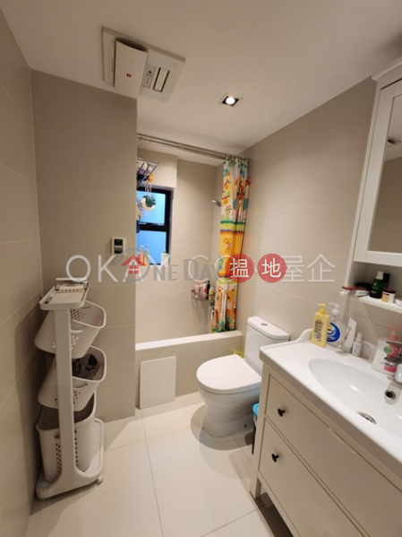 Popular penthouse with rooftop | For Sale | CNT Bisney 美琳園 Sales Listings