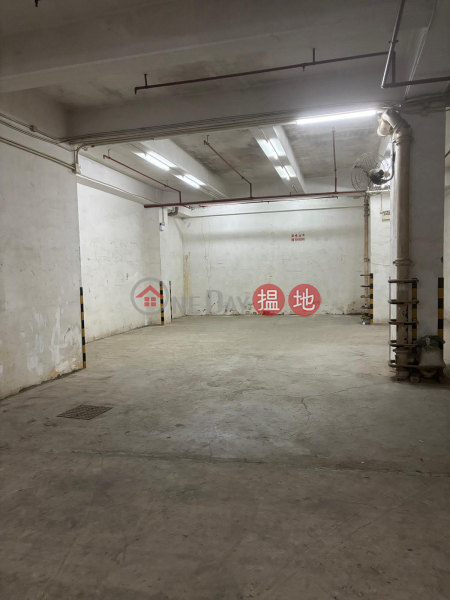 有閣樓,少有放盤,已吉,即租即用-18安居街 | 粉嶺香港出租-HK$ 120,000/ 月