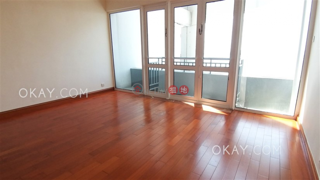 HK$ 84,000/ month Block 2 (Taggart) The Repulse Bay Southern District | Beautiful 3 bedroom with sea views, balcony | Rental