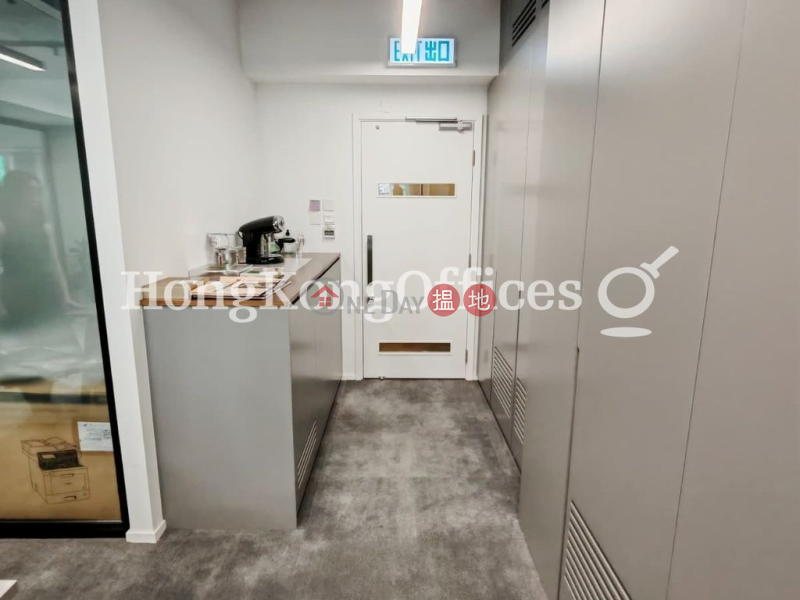 HK$ 24,300/ month | Hollywood Commercial House, Central District, Office Unit for Rent at Hollywood Commercial House
