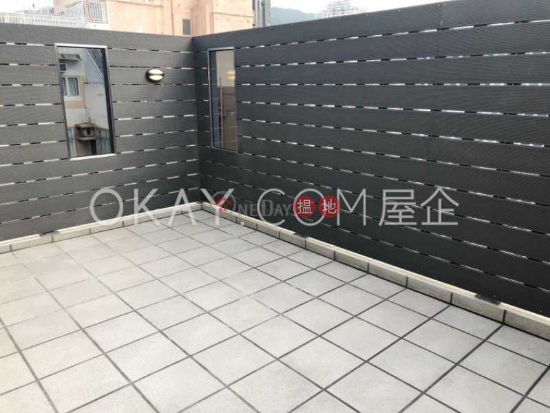 Property Search Hong Kong | OneDay | Residential Sales Listings, Lovely 2 bedroom on high floor with rooftop & terrace | For Sale