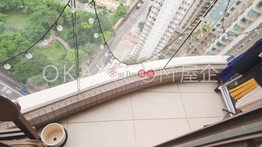 HK$ 25,500/ month Cadogan, Western District | Intimate 1 bed on high floor with sea views & balcony | Rental