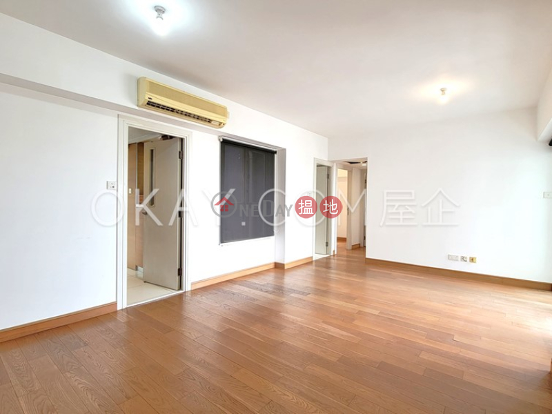 HK$ 48,000/ month | Centrestage, Central District, Lovely 3 bedroom on high floor with balcony | Rental