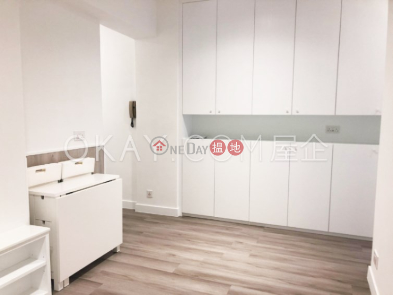 HK$ 9.5M | Po Shu Lau Western District | Practical 1 bedroom in Western District | For Sale