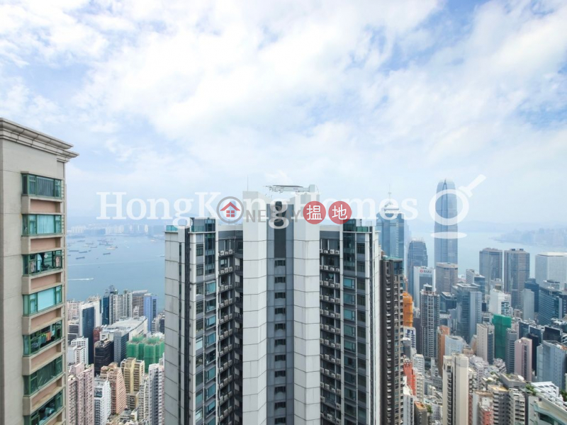 Property Search Hong Kong | OneDay | Residential | Rental Listings | 3 Bedroom Family Unit for Rent at Robinson Place