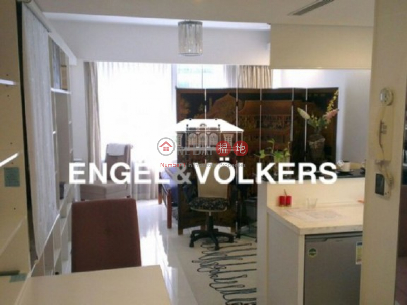 High Floor Studio Apartment in Convention Plaza 1 Harbour Road | Wan Chai District Hong Kong, Rental, HK$ 24,000/ month