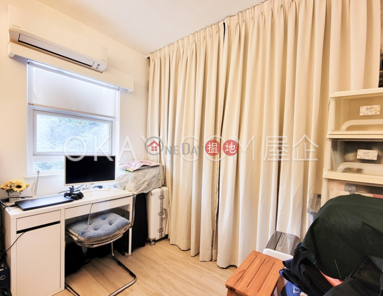 HK$ 11.98M, Tai Hang Terrace Wan Chai District Nicely kept 2 bedroom with parking | For Sale
