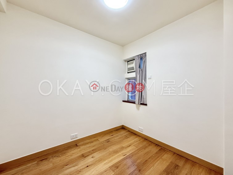 3房2廁,連車位,露台雅詩大廈出租單位|雅詩大廈(Arts Mansion)出租樓盤 (OKAY-R122462)