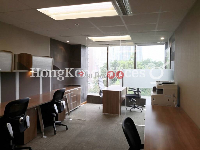 新港中心第二座中層寫字樓/工商樓盤出租樓盤HK$ 229,824/ 月