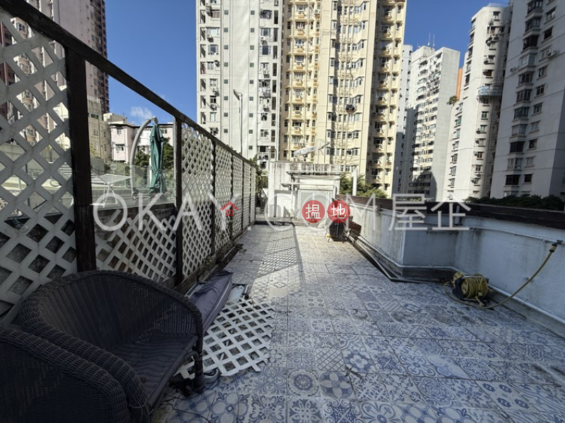 Property Search Hong Kong | OneDay | Residential | Sales Listings | Generous 1 bedroom on high floor with rooftop | For Sale