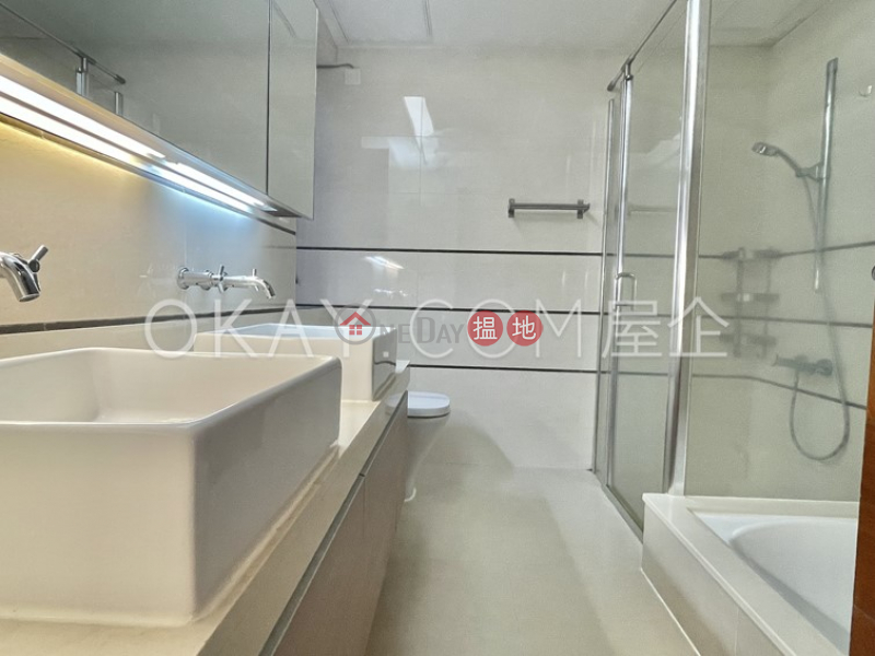 HK$ 72M | Dynasty Court Central District Luxurious 3 bedroom on high floor with parking | For Sale