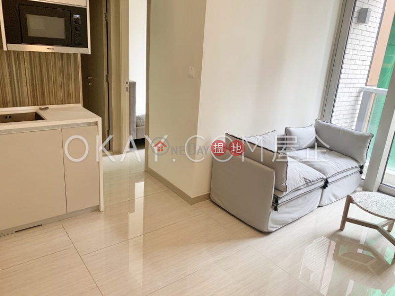 HK$ 31,200/ month, Townplace, Western District | Intimate 1 bedroom with balcony | Rental