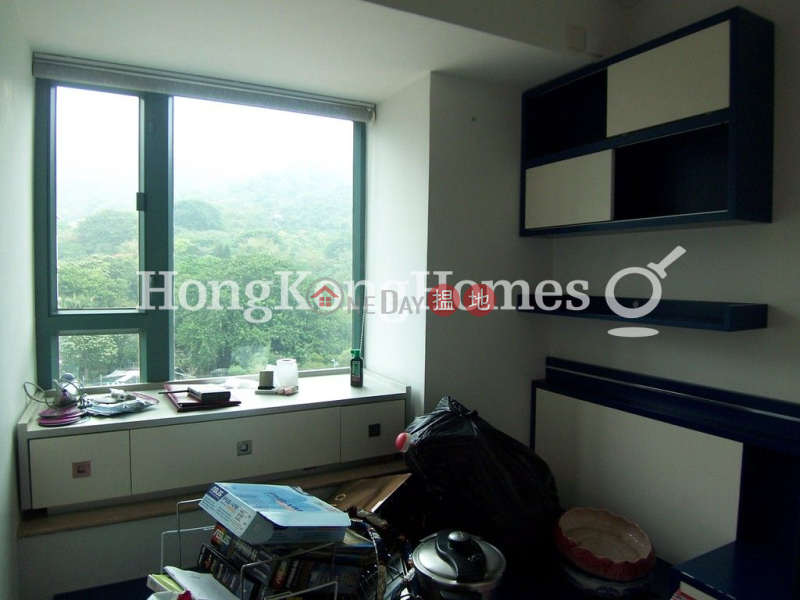 3 Bedroom Family Unit for Rent at POKFULAM TERRACE, 8 Wah Fu Road | Western District, Hong Kong Rental | HK$ 27,000/ month