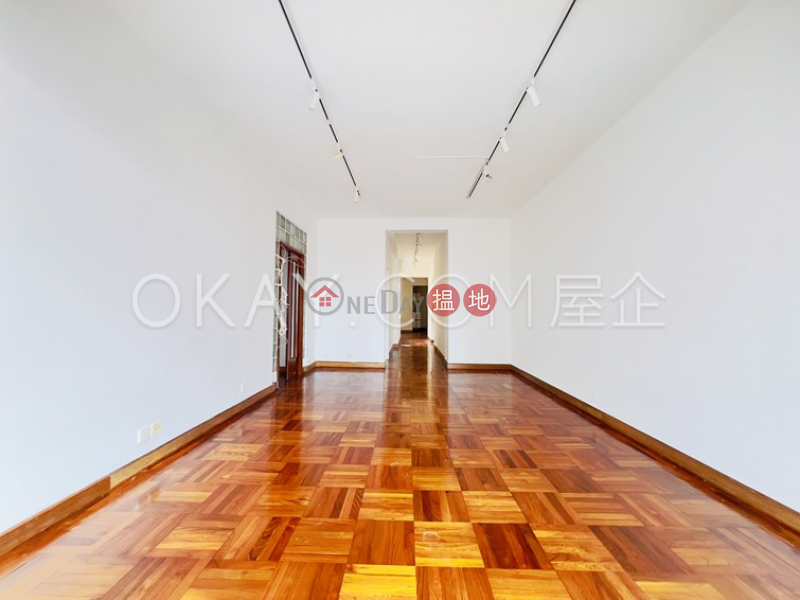 Efficient 3 bedroom in Mid-levels Central | Rental | Donnell Court - No.52 端納大廈 - 52號 Rental Listings