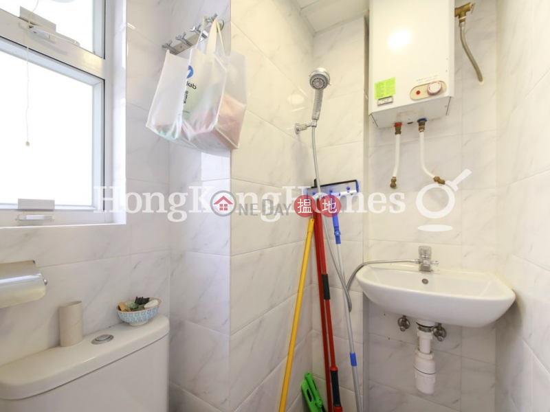 Property Search Hong Kong | OneDay | Residential | Rental Listings | 3 Bedroom Family Unit for Rent at Carol Mansion