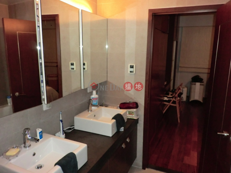 2 Bedroom Flat for Sale in Central Mid Levels | Bo Kwong Apartments 寶光大廈 Sales Listings
