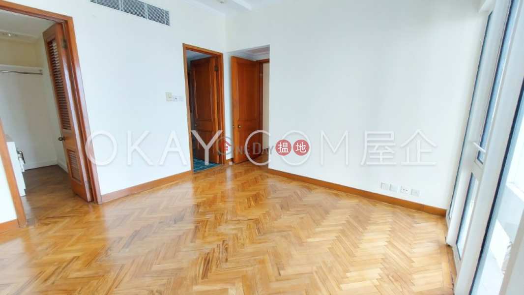 HK$ 68,000/ month | Block 2 (Taggart) The Repulse Bay, Southern District, Beautiful 3 bedroom with sea views, balcony | Rental
