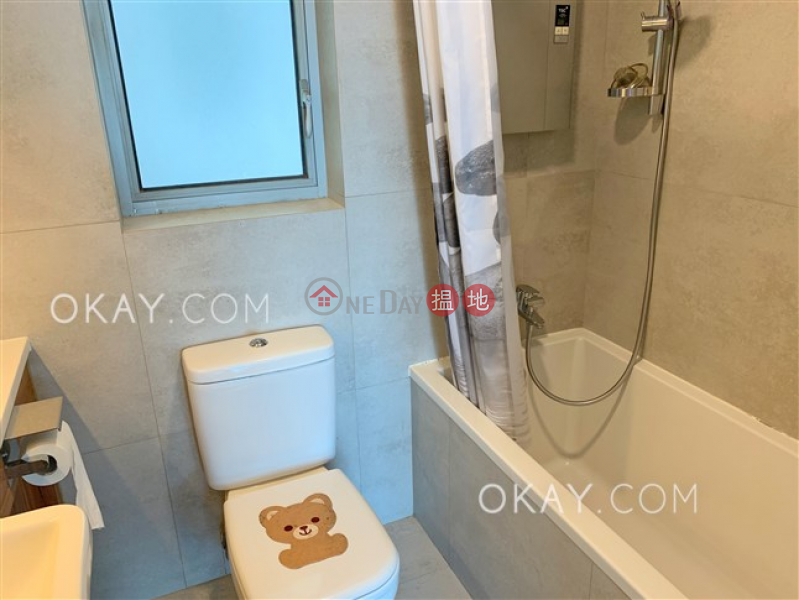 Nicely kept 2 bedroom on high floor with balcony | For Sale | The Merton 泓都 Sales Listings