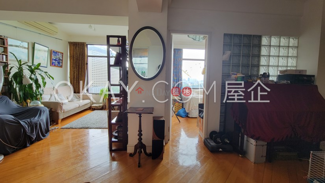 HK$ 15.28M, Bay View Mansion Wan Chai District Luxurious 3 bedroom in Causeway Bay | For Sale