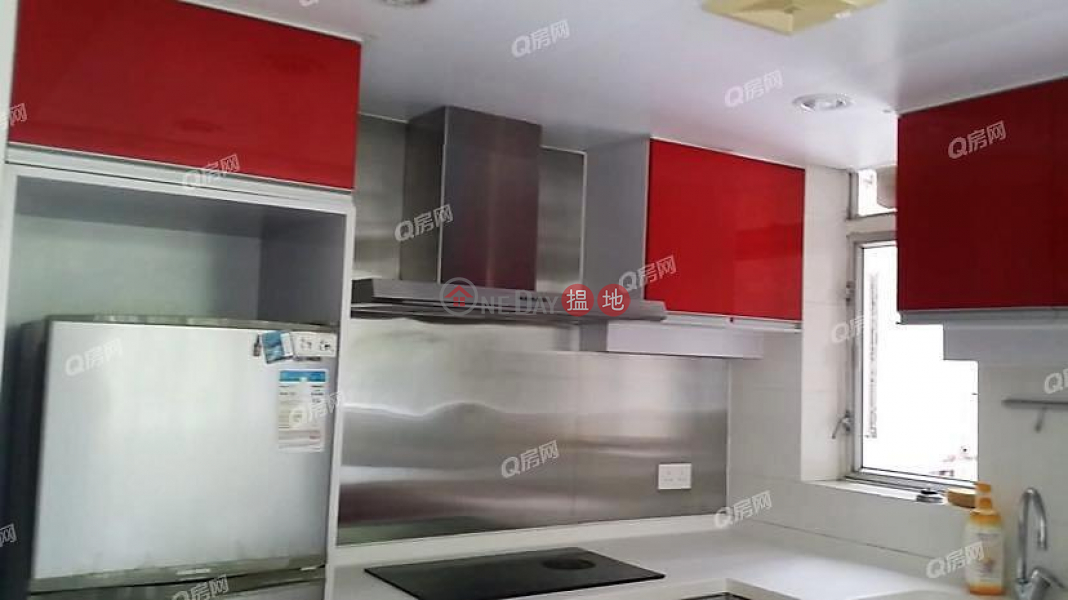 Property Search Hong Kong | OneDay | Residential | Sales Listings, Block 6 Fullview Garden | 3 bedroom Mid Floor Flat for Sale