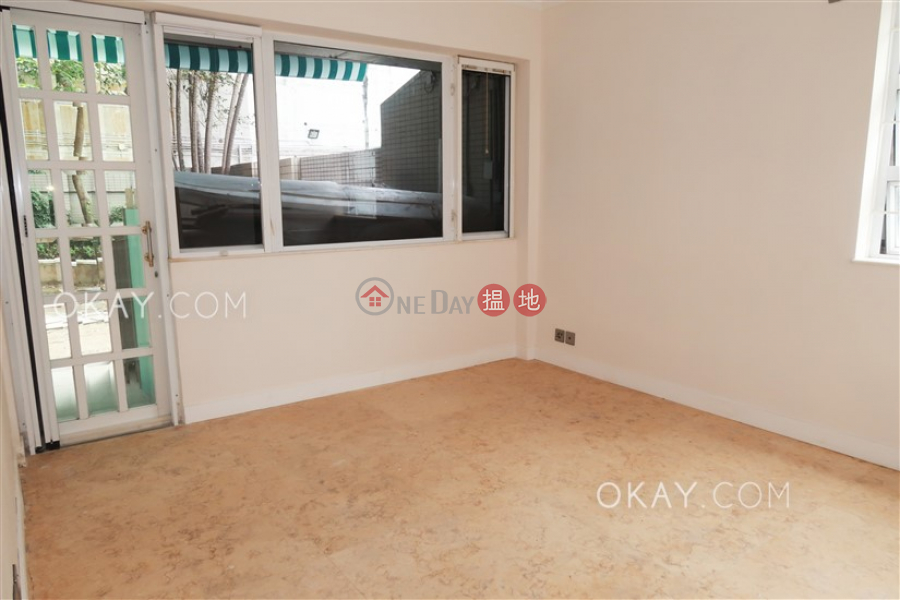 Stylish 4 bedroom with parking | Rental, Guildford Garden 文輝道1-3號 Rental Listings | Central District (OKAY-R14930)